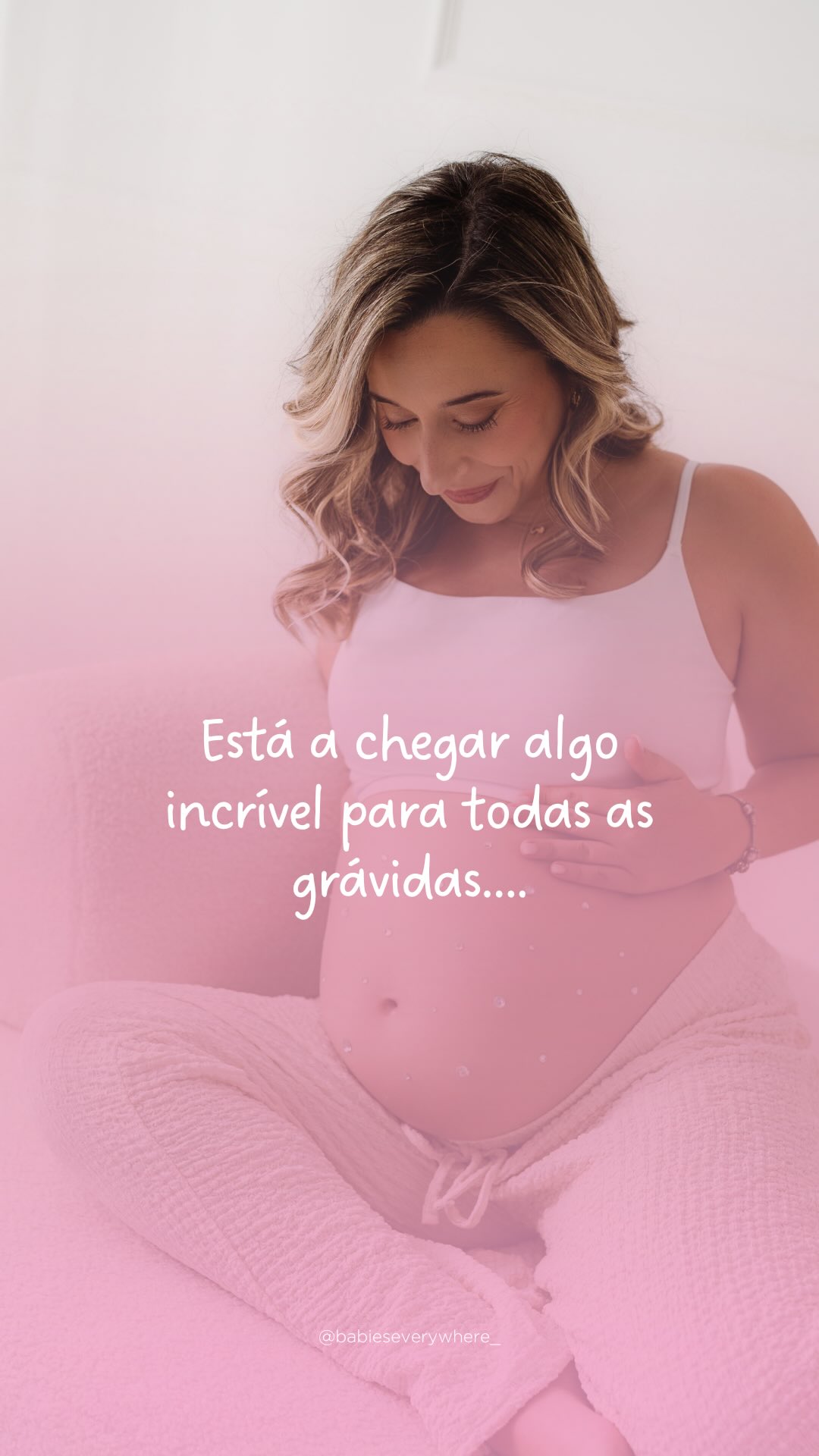 Está oficialmente aberta a Semana da Gravidez Descomplicada! 🤰

Se estás grávida e queres viver esta fase com mais confiança, menos ansiedade e sem te sentires perdida com tanta informação… este evento gratuito é para ti 💖

📅 15, 17 e 19 Junho
💻Online & Gratuito

Vamos descomplicar juntas:
〰️ gravidez
〰️ parto
〰️ amamentação
〰️ chegada do bebé

Porque a gravidez não tem de ser confusa ☺️

💌 Comenta GRAVIDEZ e envio-te tudo por mensagem!

E se ainda não segues a @babieseverywhere_ é a altura
perfeita para o fazer para não perderes nada🥰

#gravidezdescomplicada #gravidez #chegadadobebe 
#maternidade #babieseverywhere_